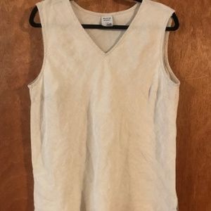 Match Point Lightweight Linen Sleeveless Tank